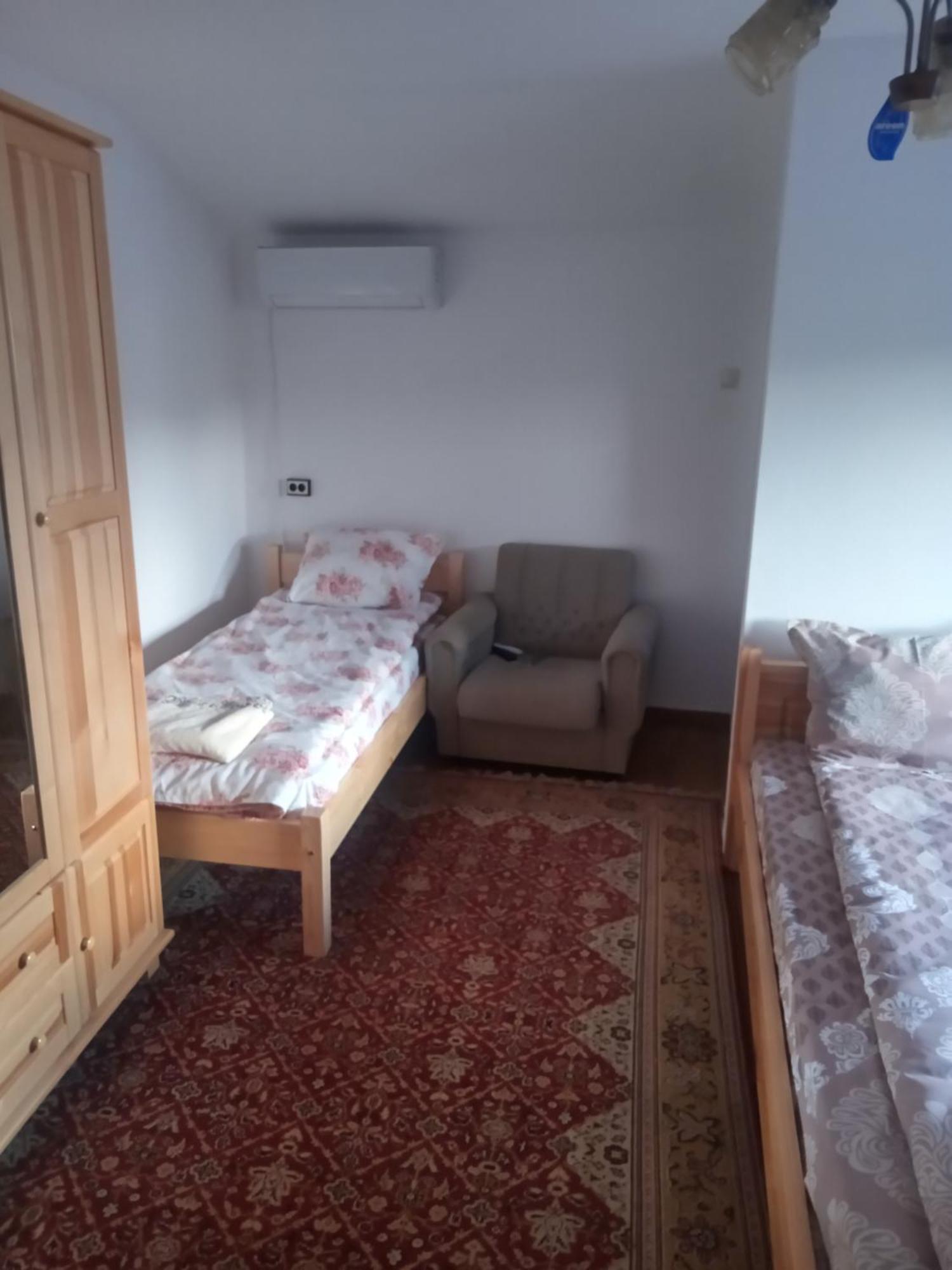Mercury Guest House Veliko Tŭrnovo Quarto foto