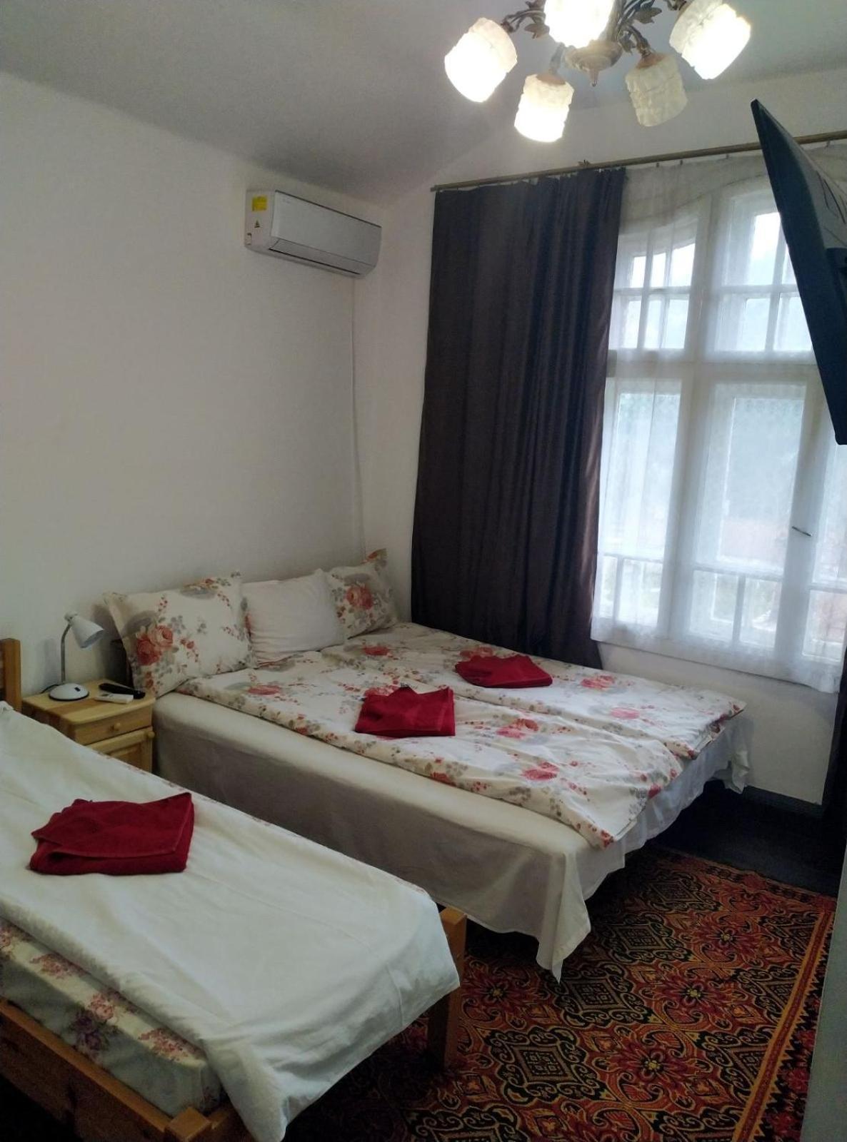Mercury Guest House Veliko Tŭrnovo Exterior foto