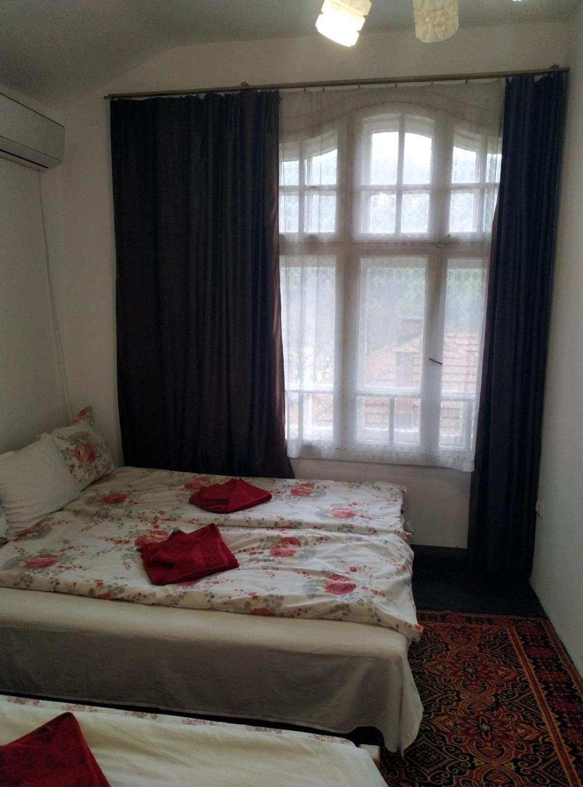 Mercury Guest House Veliko Tŭrnovo Exterior foto